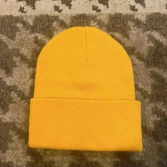 New Only Murders in the Building Beanie - Picture 2 of 2
